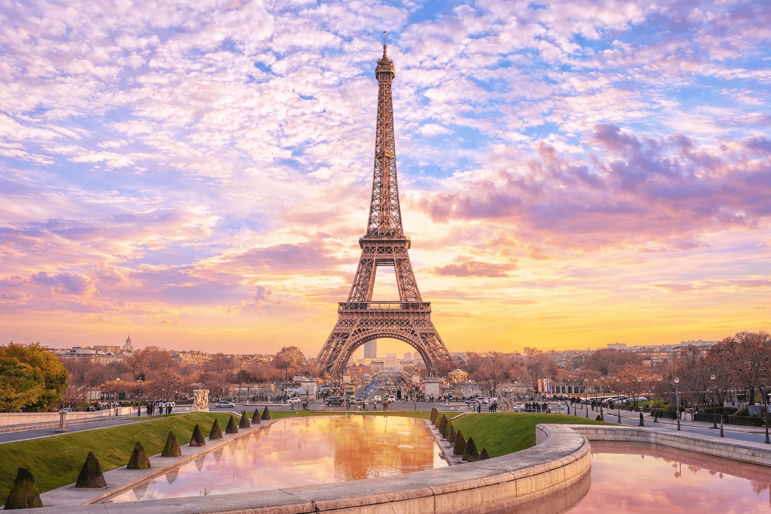 EIFFEL TOWER